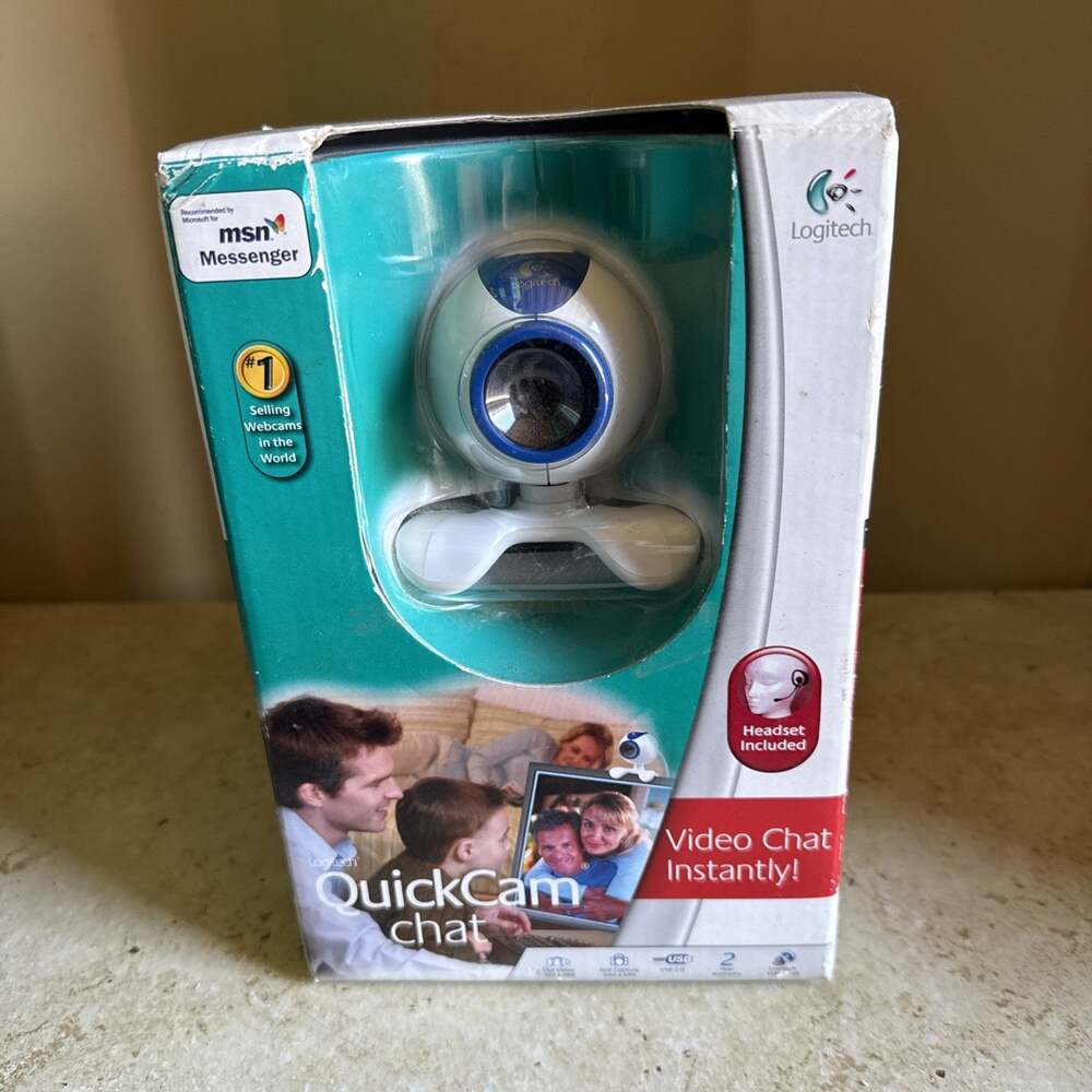 Logitech Quick Cam Chat Web NOS With Software - NOS-Sealed Box